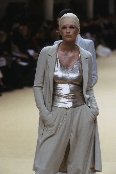 Look 26